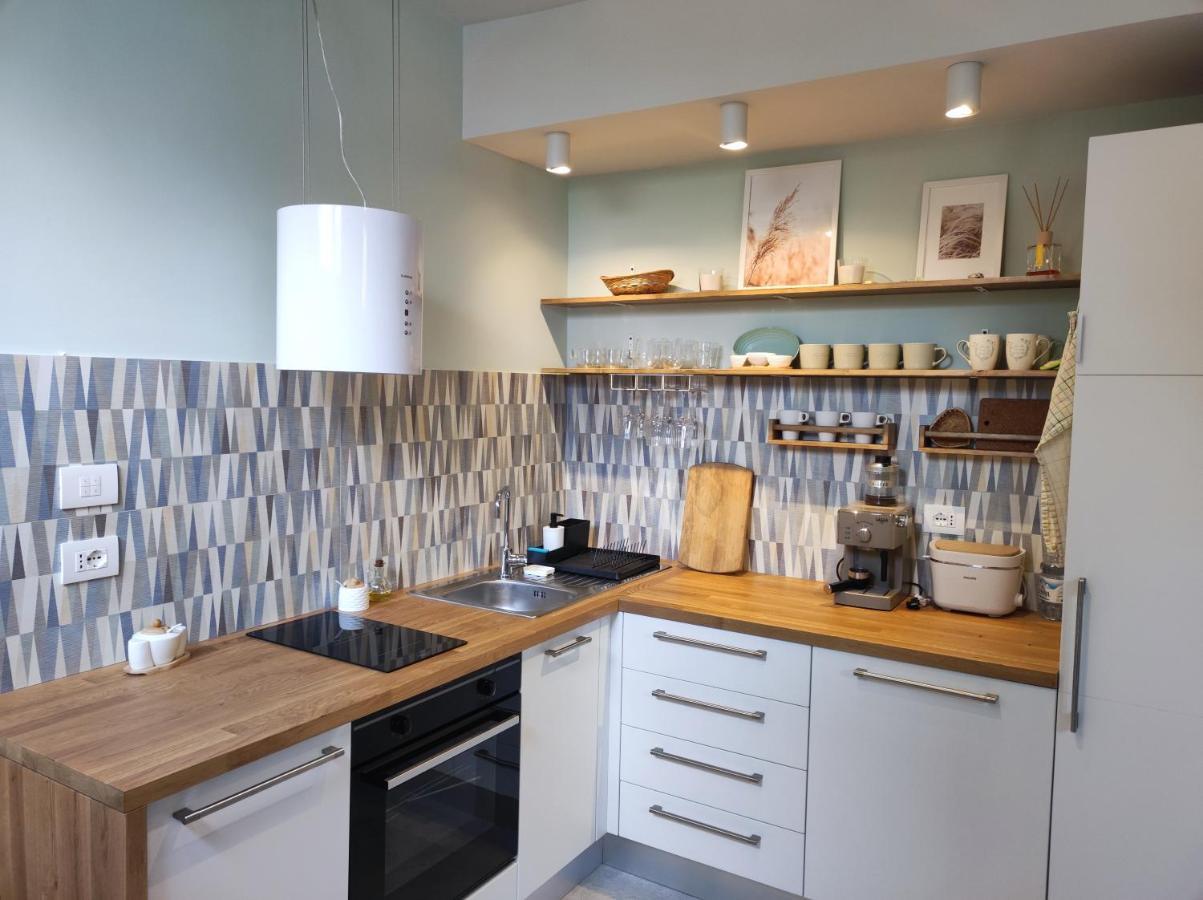 New Apartment In Historical Center Near Lake 리바 델 이탈리아 베로나 외부 사진