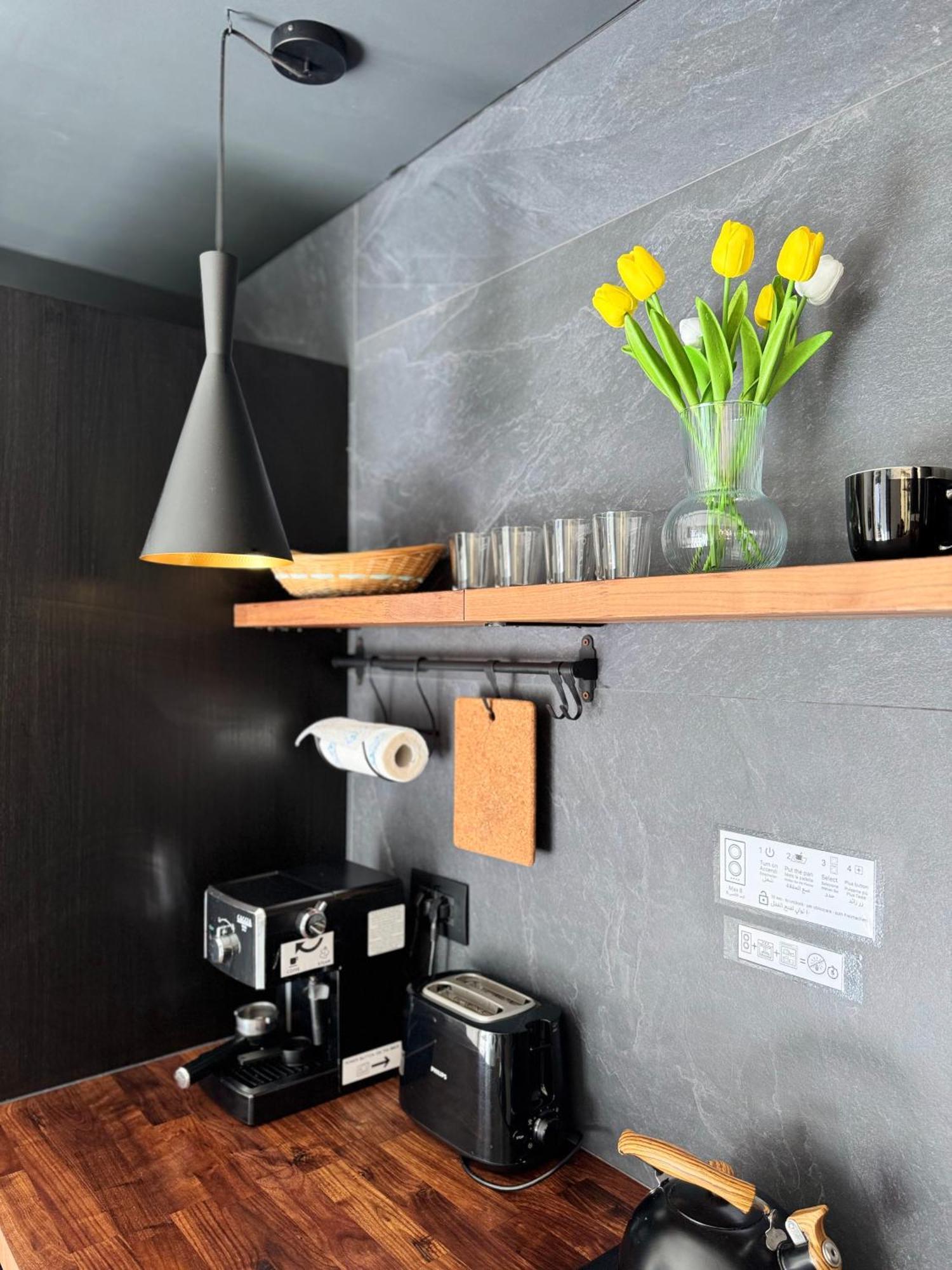New Apartment In Historical Center Near Lake 리바 델 이탈리아 베로나 외부 사진