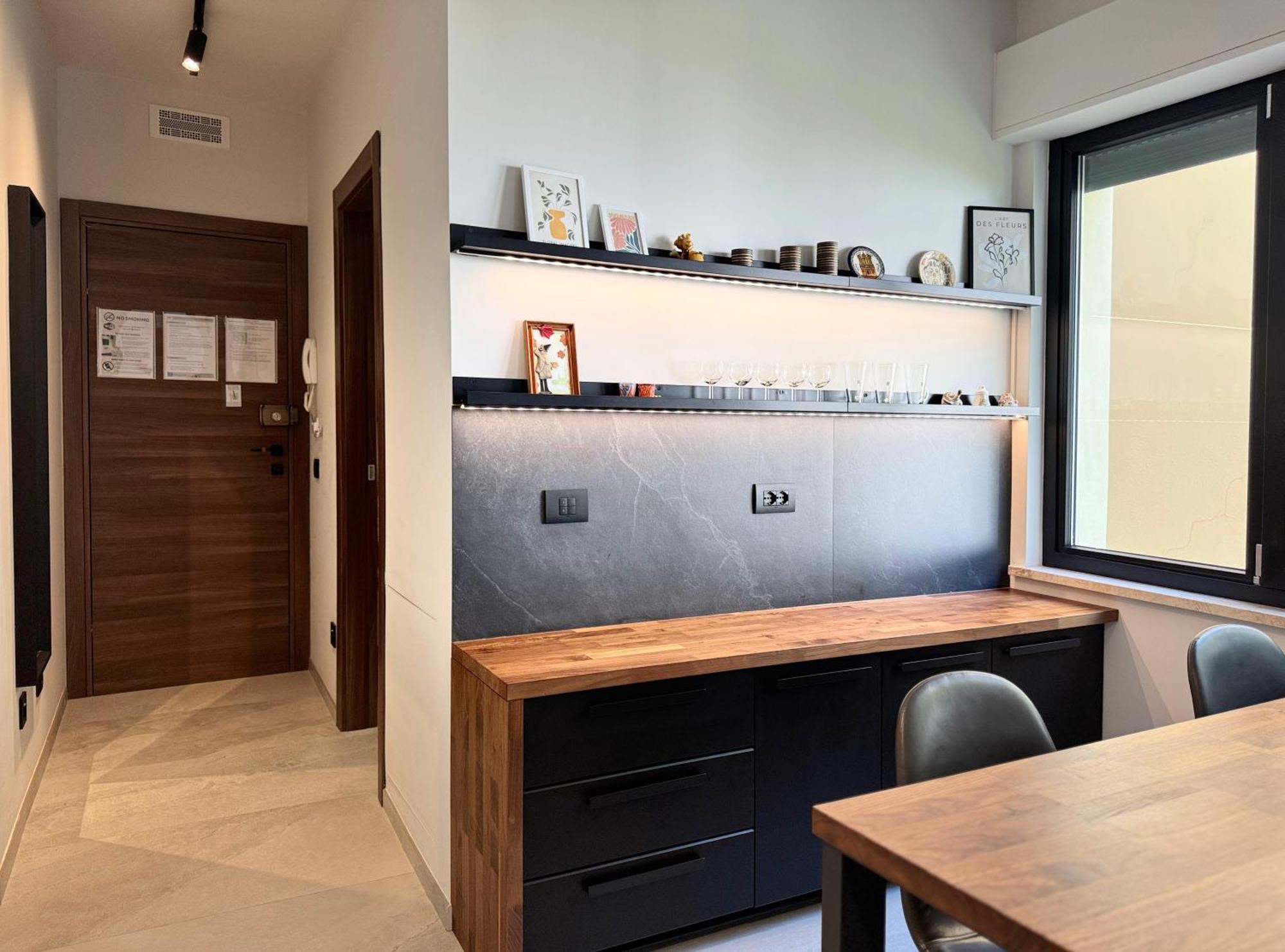 New Apartment In Historical Center Near Lake 리바 델 이탈리아 베로나 외부 사진